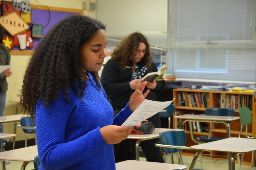 Freshman Ayanna Nathan practices reading as quickly as possible in one minute during  debate practice on Dec. 7.