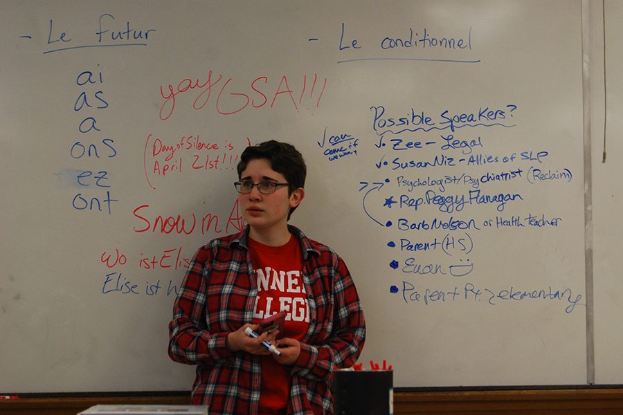 Senior Elise Bargman discusses possible speakers for the upcoming school council meeting on April 24 at 7 p.m.