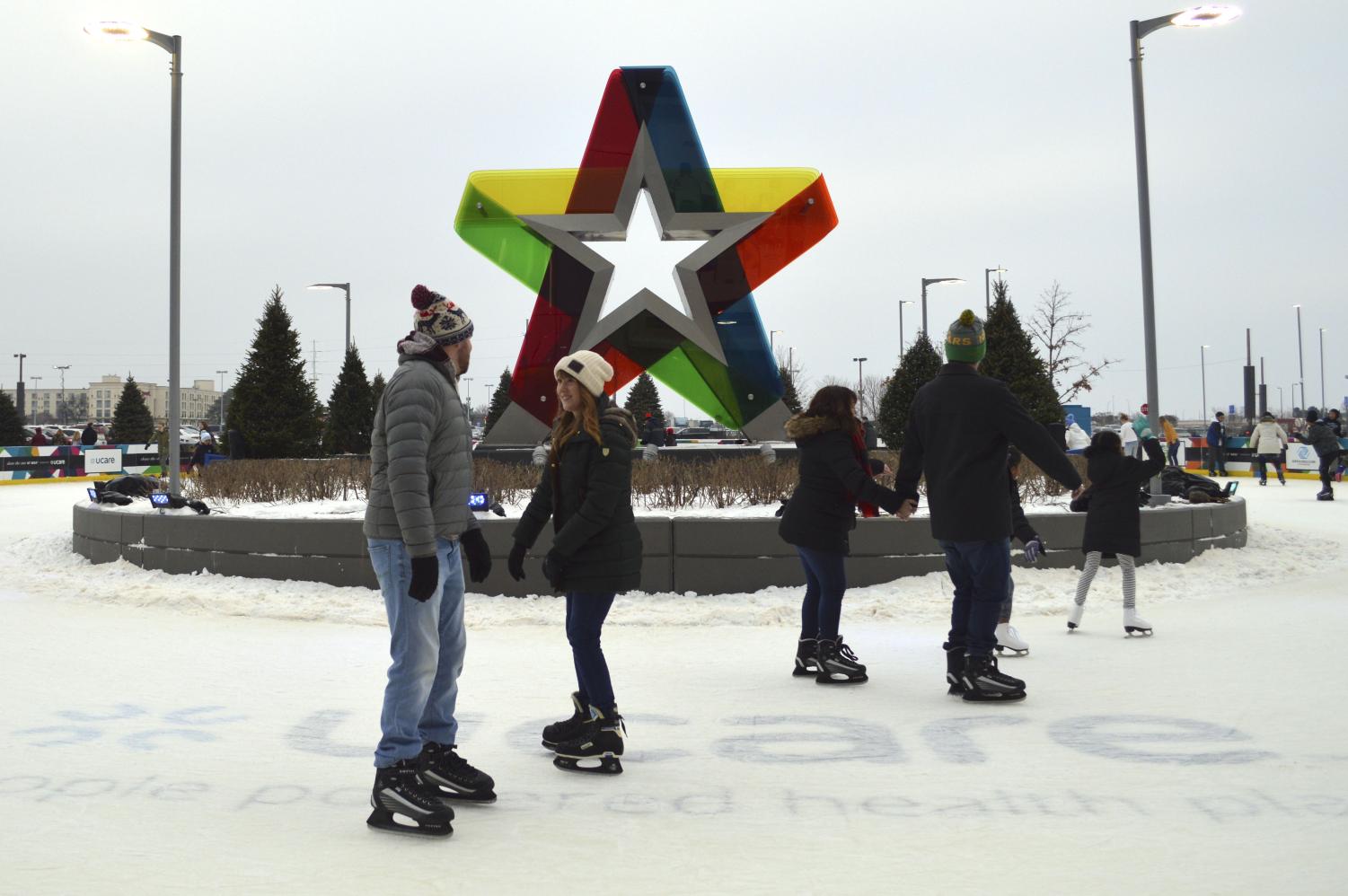 Outdoor ice rink at Mall of America The Echo