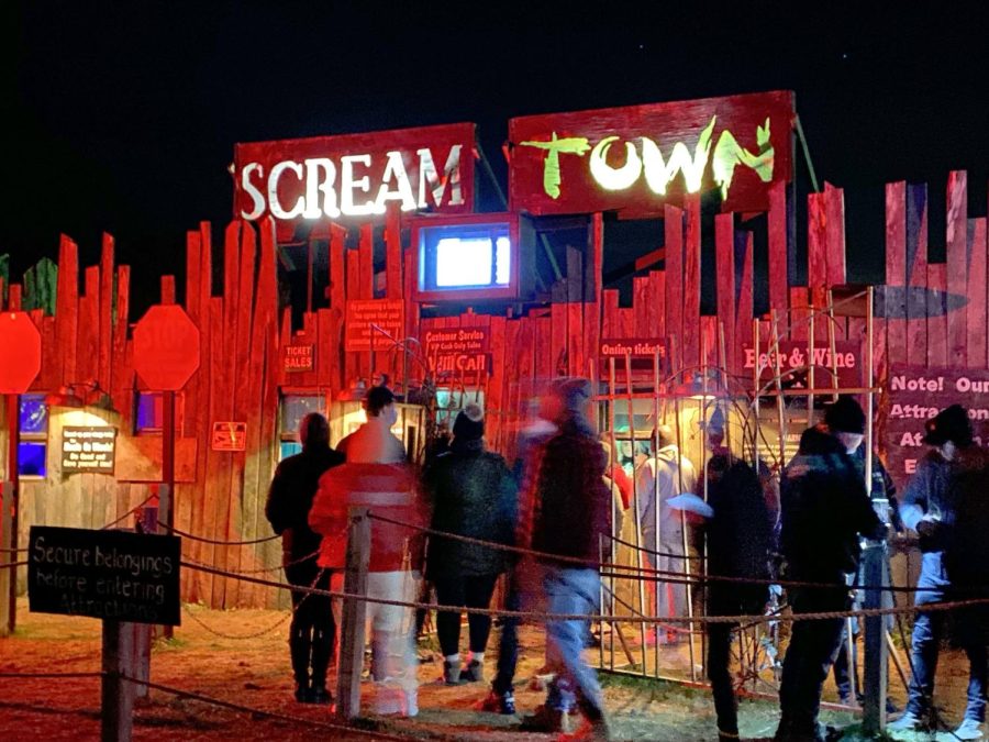 scream town photo