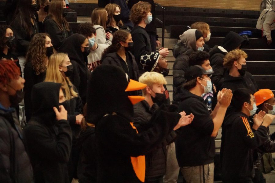 Park+students+cheer+on+boys+basketball+during+their+games+Jan.+11+against+Orono.+Masks+are+currently+required+for+all+spectators+at+Park+sports+games+that+are+indoors+and+in+the+building.