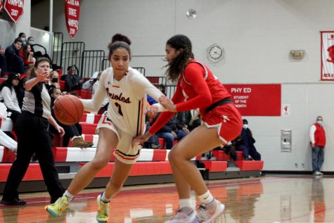 Senior Selam Maher drives to the basket against Benilde Jan. 14. Park lost the game 65-43.