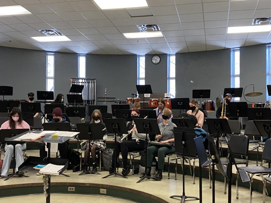 Band postponed its trip from Ireland to San Diego for spring break due to COVID-19 and a lack of student participation. According to band director Steven Schmitz, although he hoped for the original trip, he is happy about the new plan.