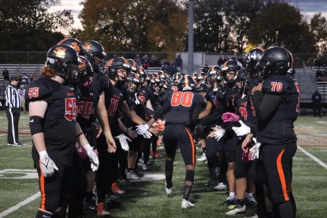 The Orioles geared up for a battle against the Stars Oct 7th. Park kept their spirits high as the community came together for the homecoming game. 