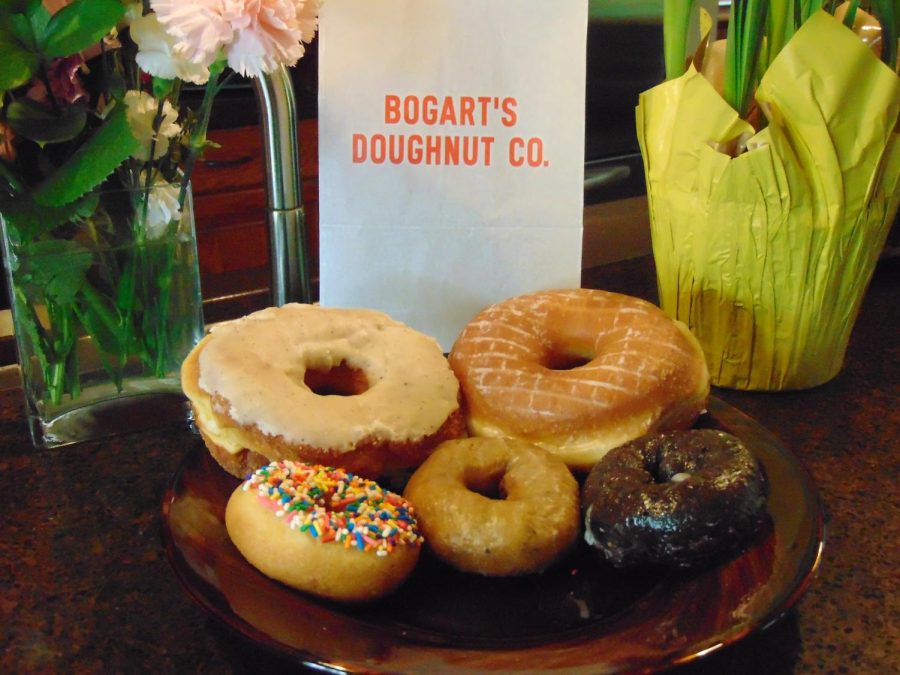 Brown-Butter+Glazed%2C+Raised+Glazed%2C+Sprinkled+Cake%2C+Lavender+Cake+and+Chocolate+Cake+doughnuts+from+Bogart%E2%80%99s+Doughnut+Co.+on+May+20.+The+bakery+opened+in+Miracle+Mile+last+month.