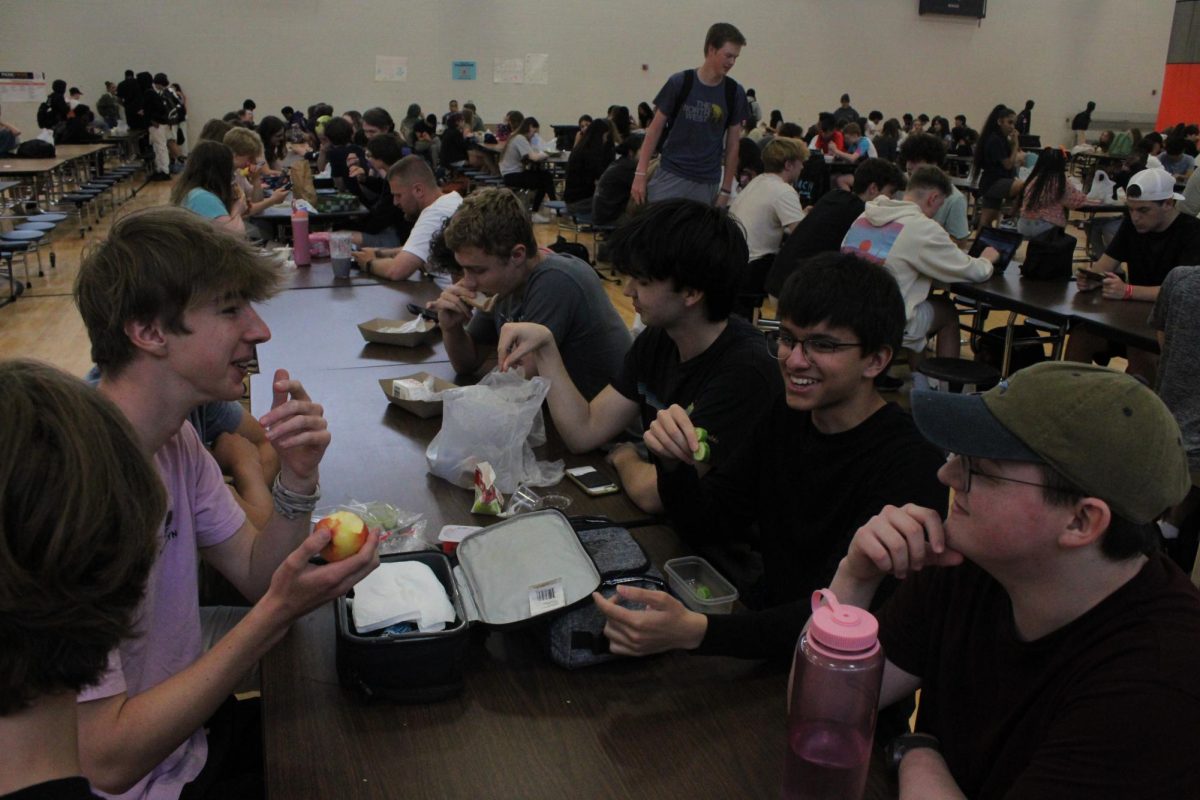 Juniors Tripp Danicic and Arun Ferran-Sapatnekar eat lunch inside the lunch room on Jun 4. Next year juniors will be unable to leave for off campus lunch and will have to stay in the lunch room. 
