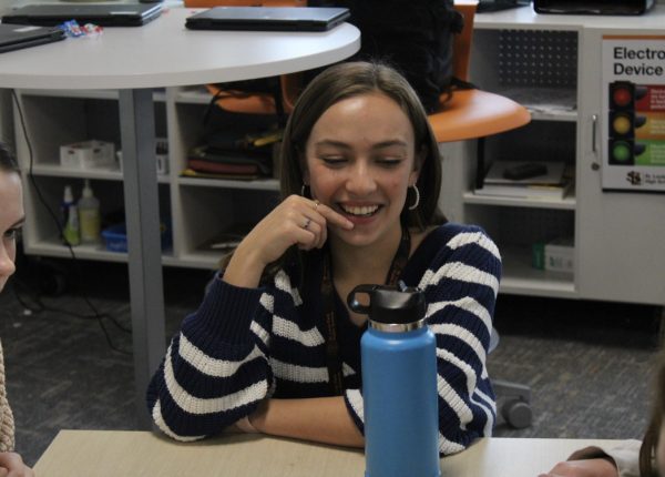 AP European History teacher Talia Williams helps students with an activity on Dec.13. This is her first year teaching at Park.