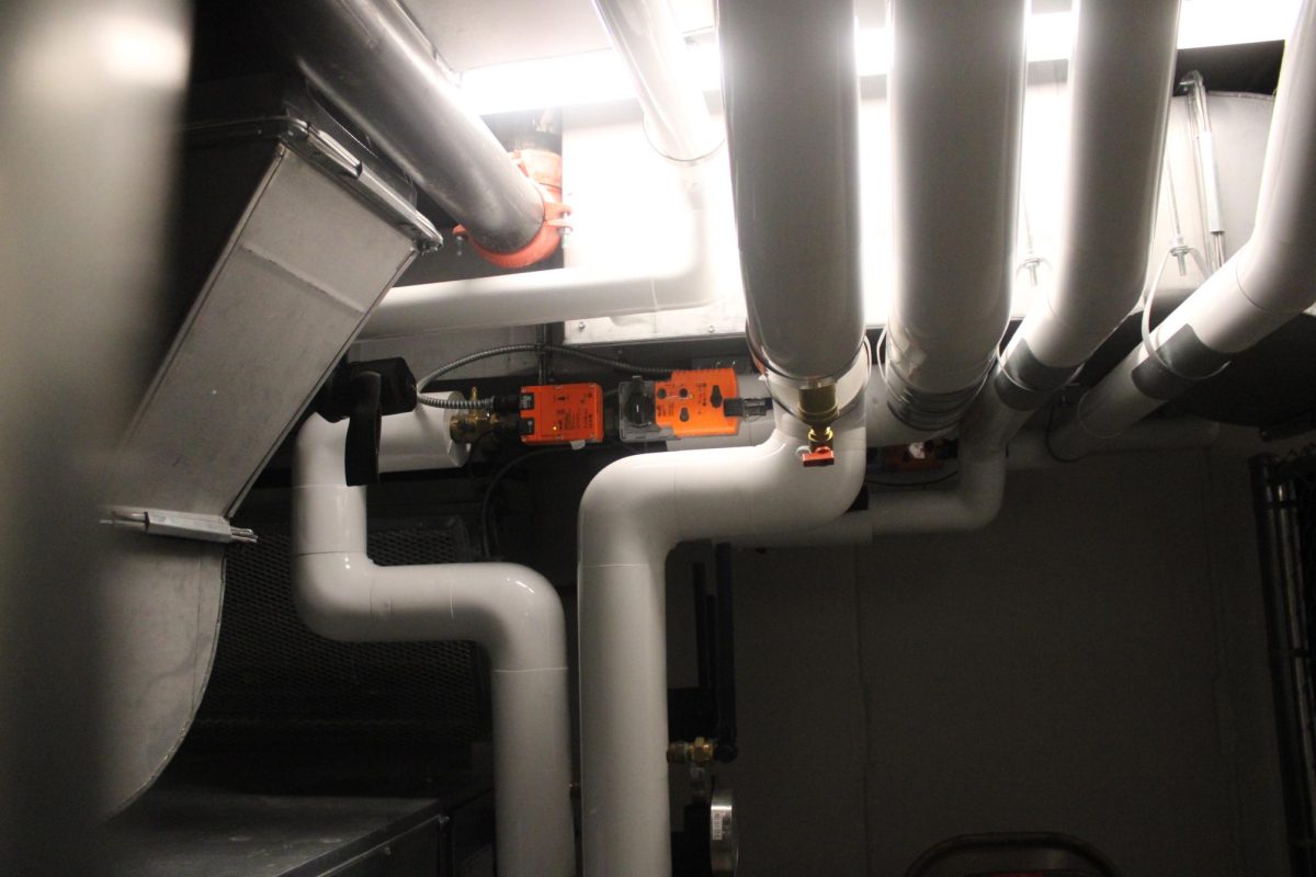 An element of Park’s heating system in the lowest level May 12. Park’s high temperatures are suspected to be due to the air conditioning being turned off until late in the school year.